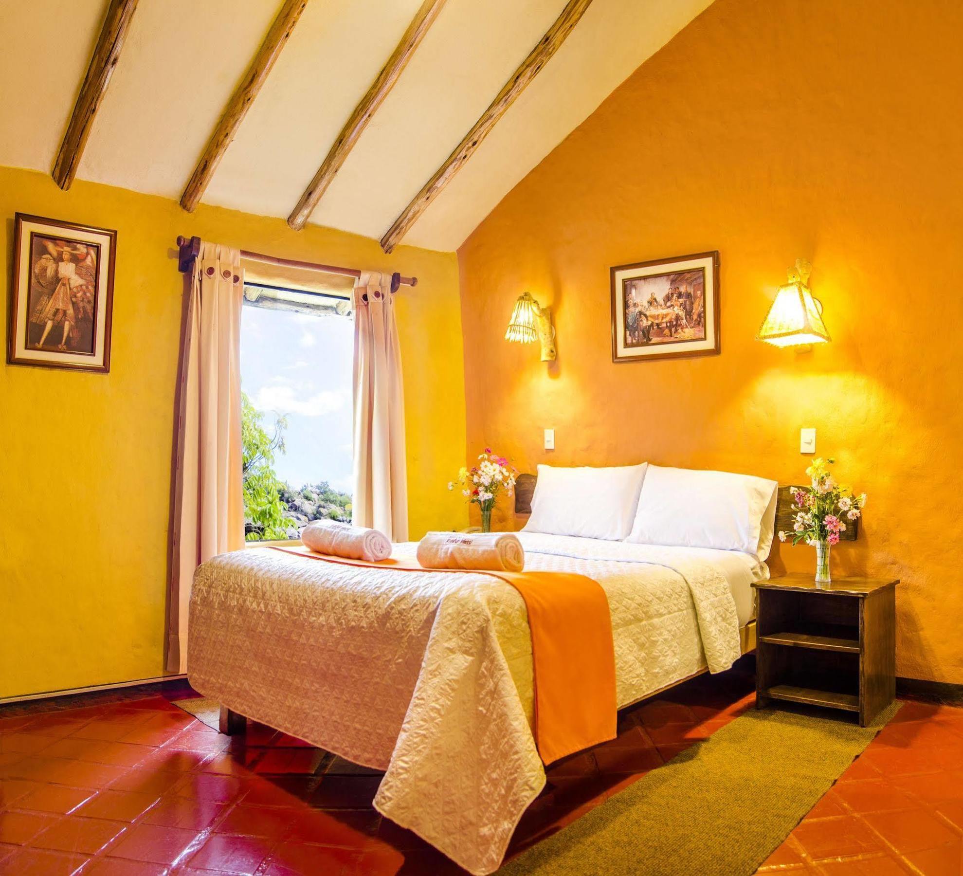 Hotel Kuntur Wassi كاباناكوند المظهر الخارجي الصورة